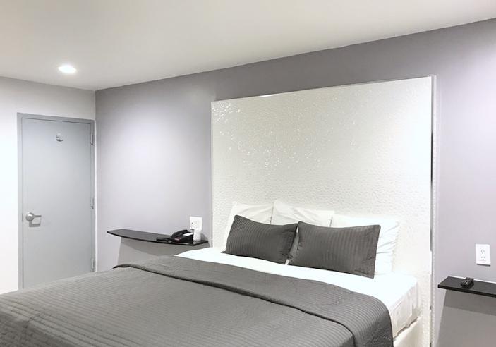 Ramsey Inn & Suites Buitenkant foto